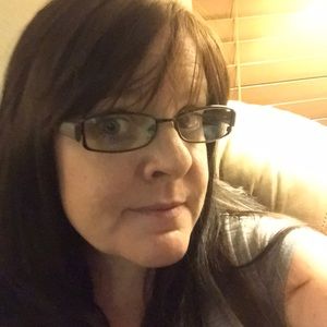 Meet your Posher, Stefanie